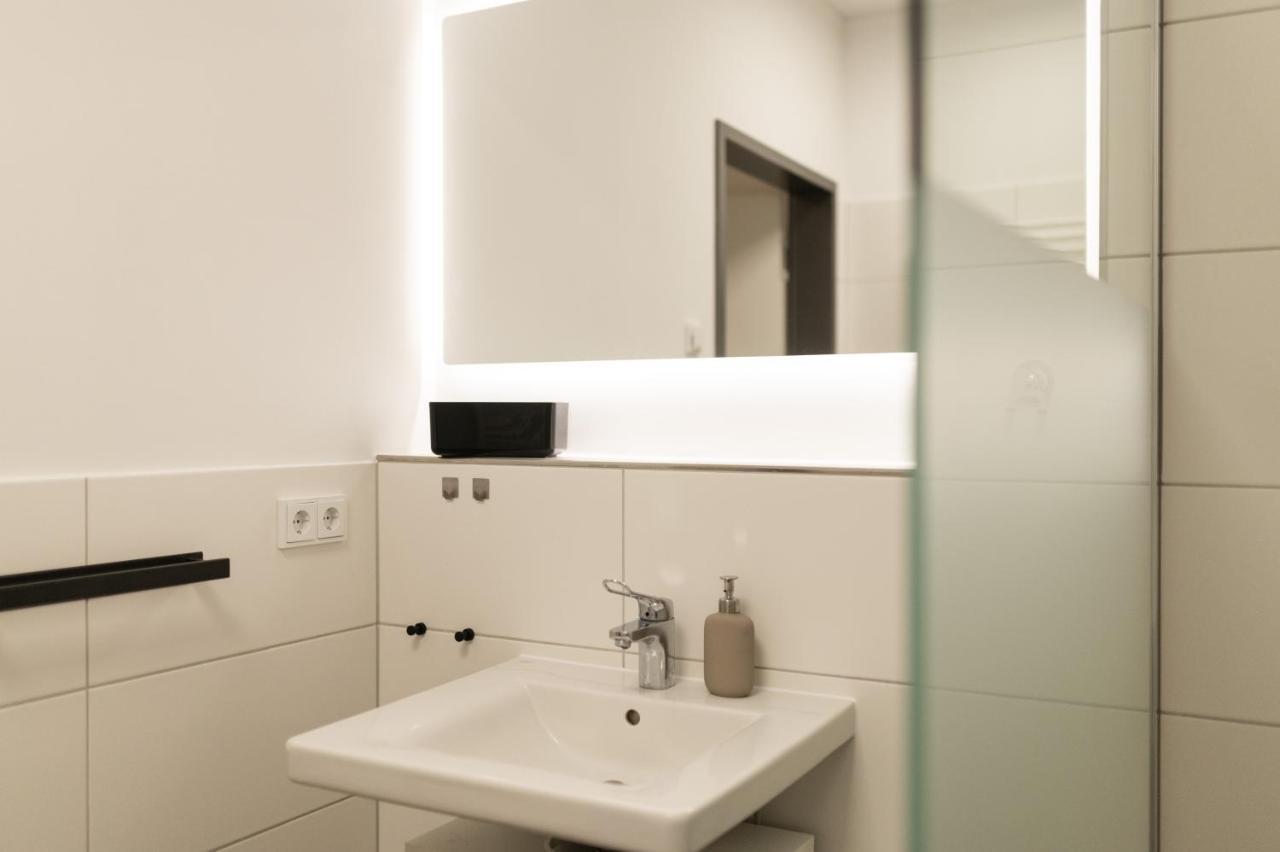 Dwellstay - Modernes I 55qm I 2 I Kueche I Bad I Terrasse I Tv I Netflix Apartment Bad Hersfeld